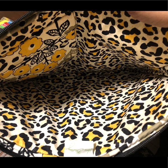 Vera Bradley set (laptop case & wristlet) - Picture 3 of 7